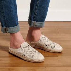 Olukai Mule Shoes Women Kaula Olu ILI Tapa Tapa Gray Leather Sz 7.5